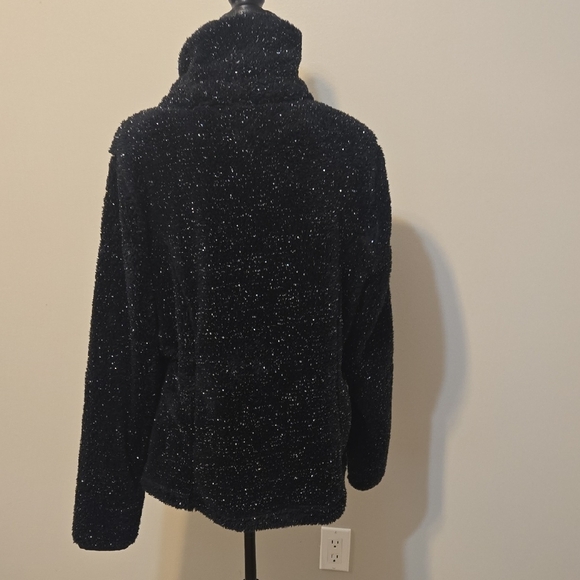 Women's Black Fleece Jacket - Picture 6 of 8
